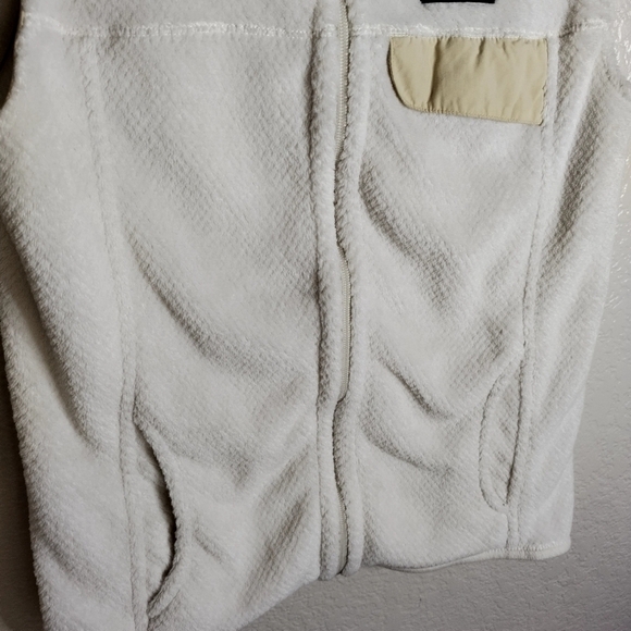 Patagonia Re-Tool Full Zip Fleece Vest Fuzzy White Ivory Polartec sz M - Picture 3 of 5